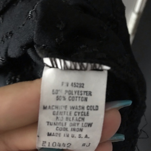 Limited Embroidery Top - Picture 4 of 5